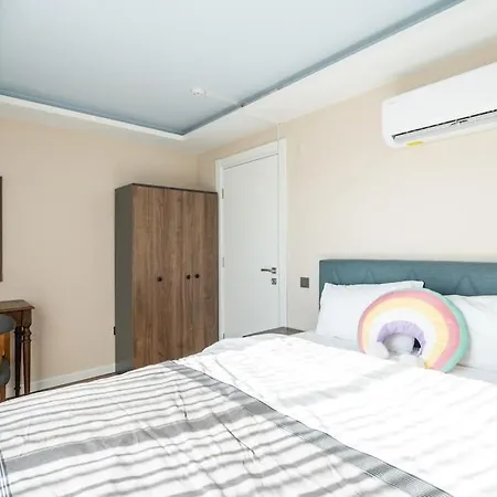 Cesme'de Ozel Havuzlu, Barbeku Alanli Villa-awz111 *